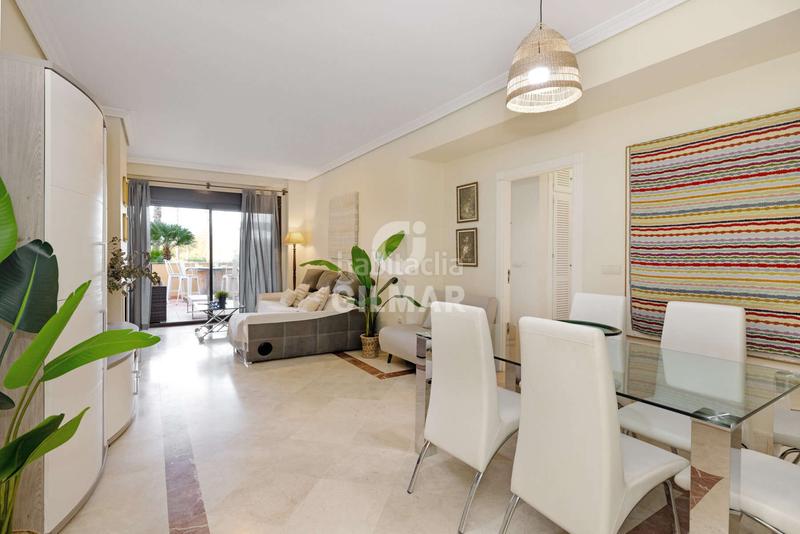 Foto feb2820a-9b99-4430-aea4-8da3630881ac. Appartamento con riscaldamento parcheggio piscina in Sotogrande