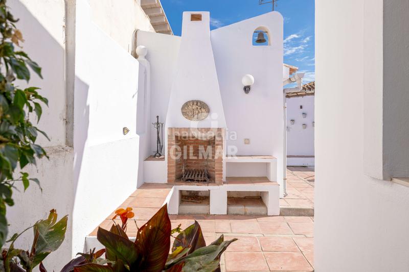 Foto fdd287e6-6687-4cbd-a87f-81a82f7fdff0. Xalet amb calefacció piscina a Guadalobón Estepona