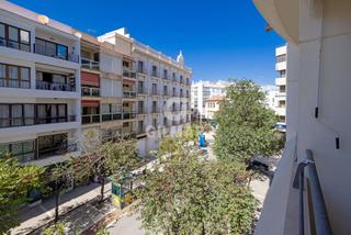 Apartamento en Centro. Apartamento en el corazón de estepona una oportunidad para inver