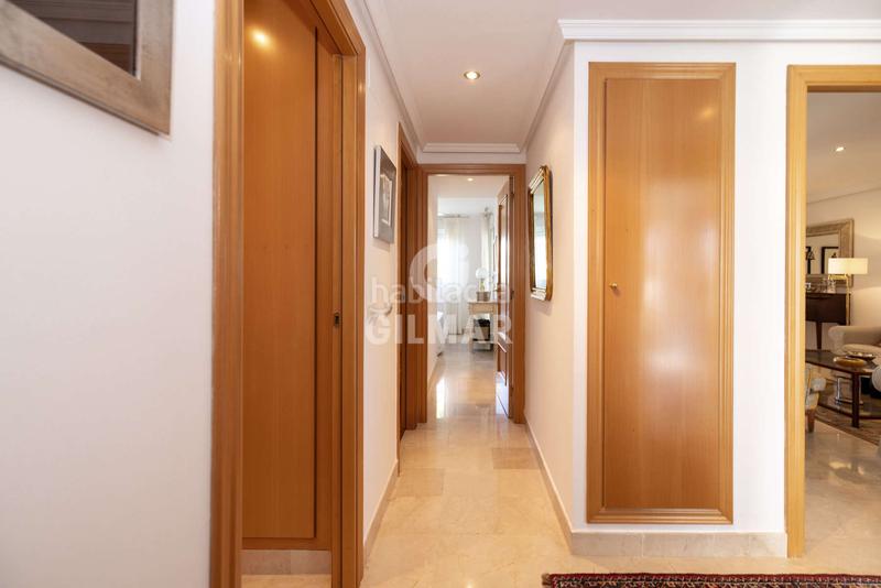 Foto fa7862d3-23c7-4b37-83dc-23583ebf8996. Apartament amb calefacció aparcament piscina a La Concha - Resina Golf Estepona