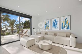 Dúplex en Paraiso - Barronal. Descubre este fantástico ático dúplex un paraíso de lujo en la c