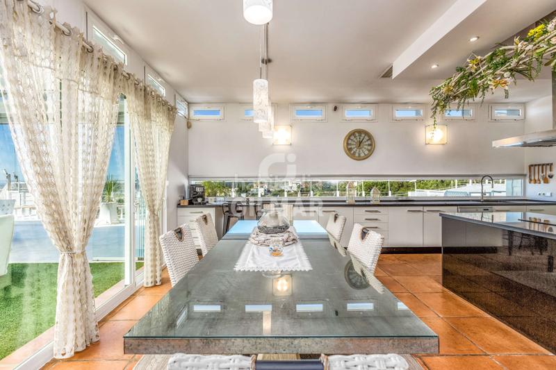 Foto 1f6b7669-09d6-41f3-af05-c1118f153bb2. Chalet avec chauffage piscine dans sierra de Estepona - avda. de andalucía Estepona