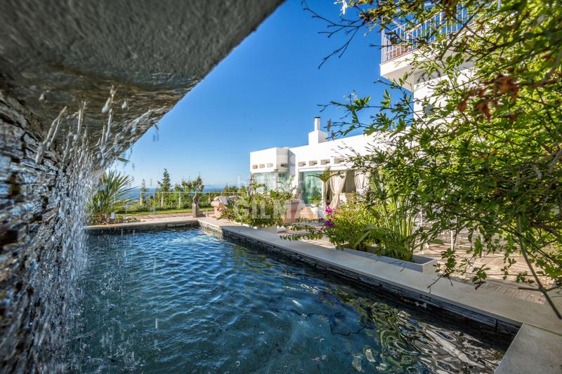 Foto 5a8708a7-59e1-4419-9231-bb511fc11832. Chalet avec chauffage piscine dans sierra de Estepona - avda. de andalucía Estepona