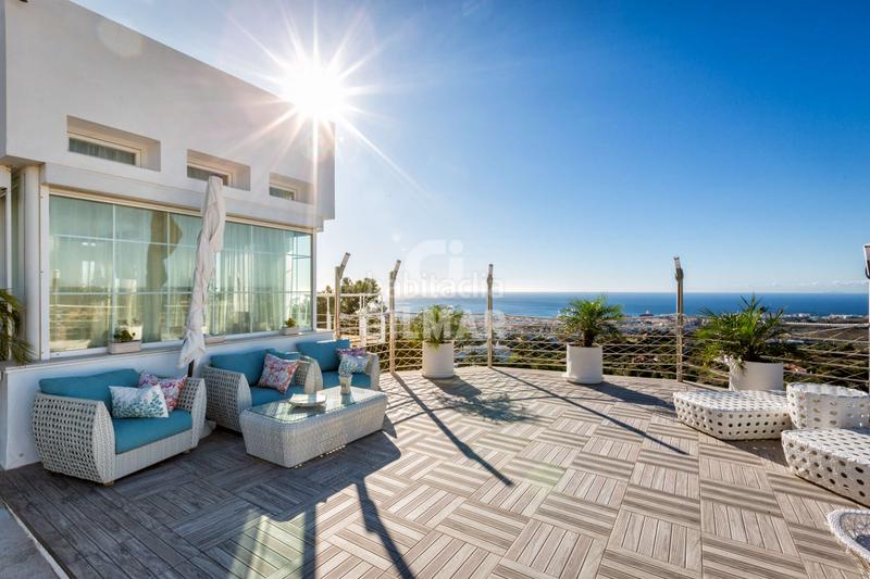 Foto a3ede0fc-7db4-4c0c-9f0f-42a8f8cafe4d. Chalet avec chauffage piscine dans sierra de Estepona - avda. de andalucía Estepona