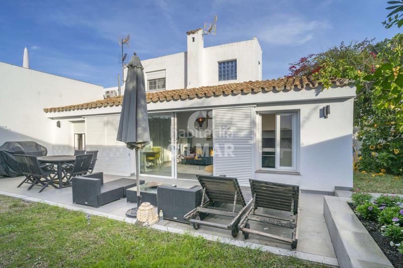 Foto 9f8019c7-c445-4262-9922-0913828e340c. Maison jumelée avec chauffage piscine dans Los Llanos Estepona