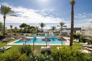Apartament a La Concha - Resina Golf. Ubicada en una de las zonas más tranquilas y exclusivas de la nu