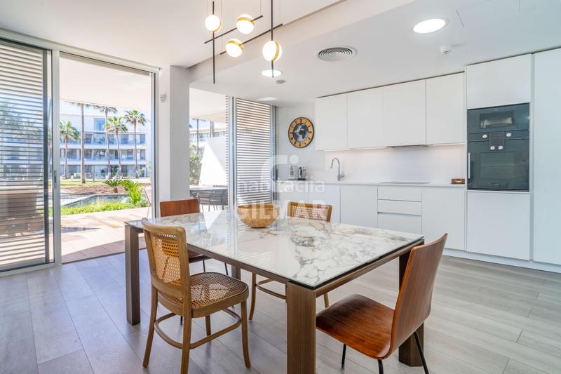 Foto 2bd4d2e6-9f93-45d5-9c5b-ae533b5a2857. Rez-de-chaussée avec chauffage parking piscine dans Estepona