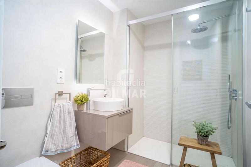 Foto 74c6e2f8-3624-4ca2-86f5-791320bc3ea9. Rez-de-chaussée avec chauffage parking piscine dans Estepona