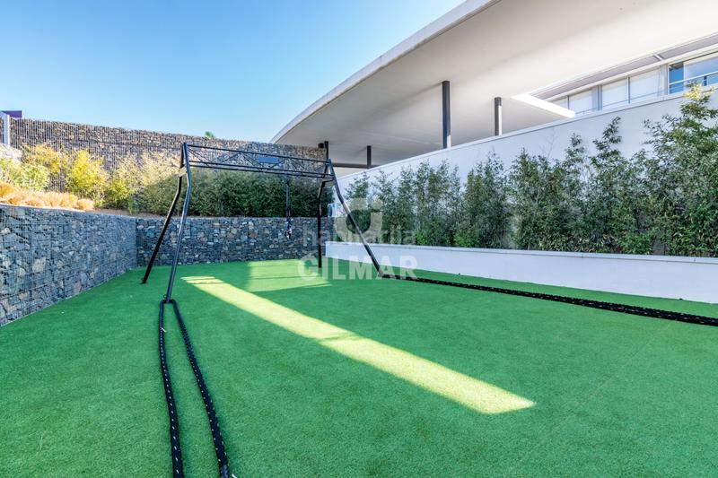 Foto 7e7e2d6e-a813-437e-8789-10a60a5f2f17. Rez-de-chaussée avec chauffage parking piscine dans Estepona