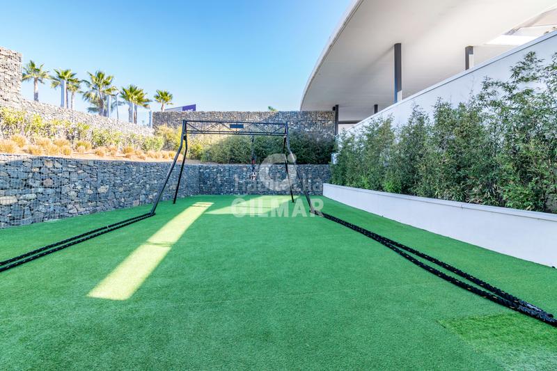 Foto f6f31920-8706-440d-b7e3-e223a5b37425. Rez-de-chaussée avec chauffage parking piscine dans Estepona