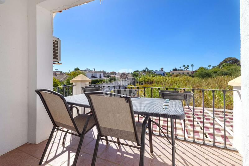 Foto 0b2d7728-7718-41f6-9e75-4dd2665da9b3. Pis amb calefacció a Guadalobón Estepona