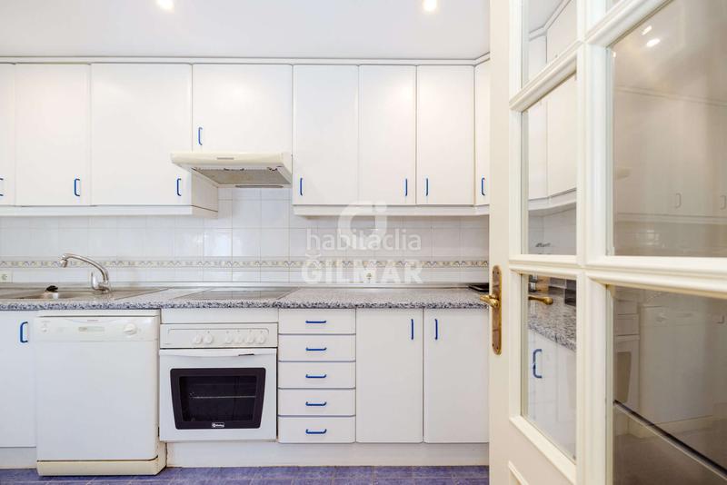 Foto 63352105-0798-40d8-93fc-bb683c483d34. Duplex with heating parking pool in bahía de Casares Casares