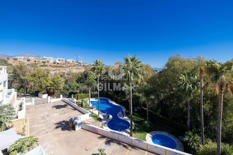 Foto d591f306-0cbb-45b9-8b98-b5da2c4a2ea0. Duplex with heating parking pool in bahía de Casares Casares
