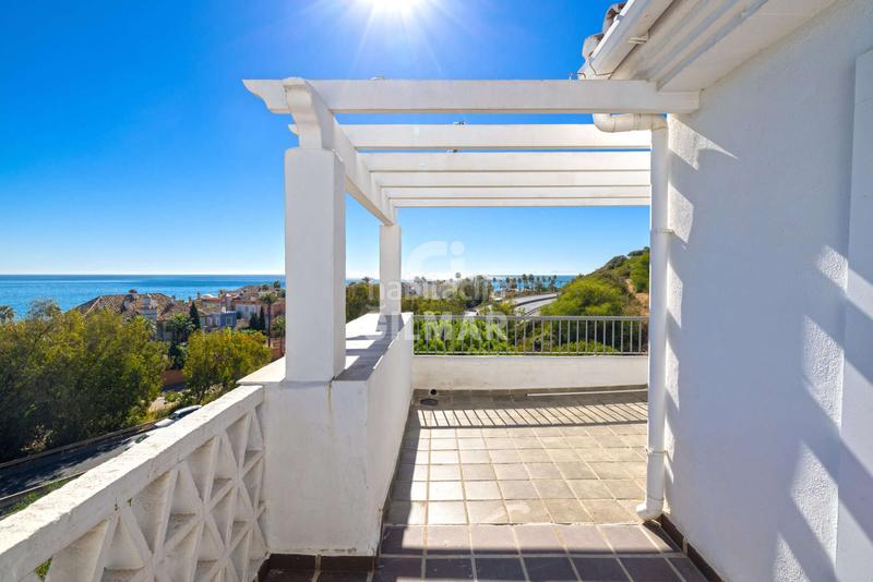 Foto edcc5f7f-f307-4f9c-a9d0-1f11044cdabd. Duplex with heating parking pool in bahía de Casares Casares