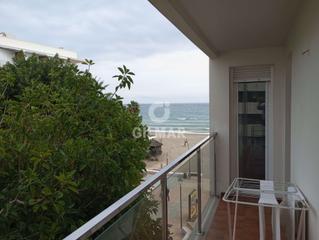 Pis a Centro. Exclusivo apartamento en primera línea de playa en el corazón de
