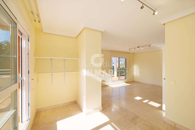 Foto 08f57f57-49cb-4002-9fd1-83e07bc23f2f. Zweistöckige wohnung mit heizung parking pool in La Concha - Resina Golf Estepona