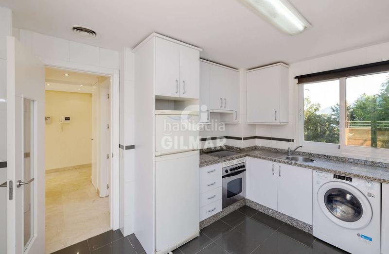 Foto 33331d4f-443c-43bb-8483-5bd1c5ebf403. Zweistöckige wohnung mit heizung parking pool in La Concha - Resina Golf Estepona