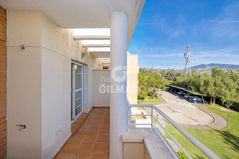 Foto 35cb42e5-403a-4d44-b8f3-224c6b1041a5. Zweistöckige wohnung mit heizung parking pool in La Concha - Resina Golf Estepona