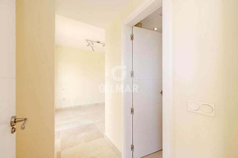 Foto a74ec6c4-8af0-4b5a-9a9f-c72c5f2aa8c0. Zweistöckige wohnung mit heizung parking pool in La Concha - Resina Golf Estepona