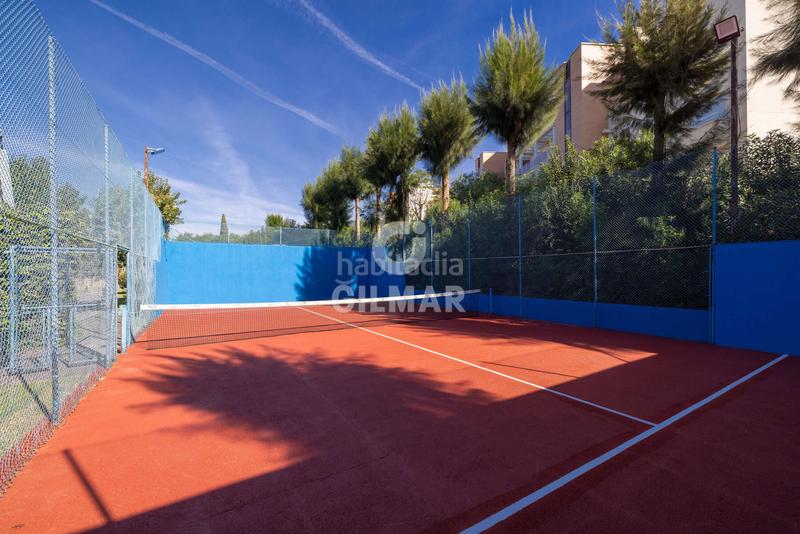 Foto ad607aef-86fb-45b4-9574-77541e82b3da. Zweistöckige wohnung mit heizung parking pool in La Concha - Resina Golf Estepona