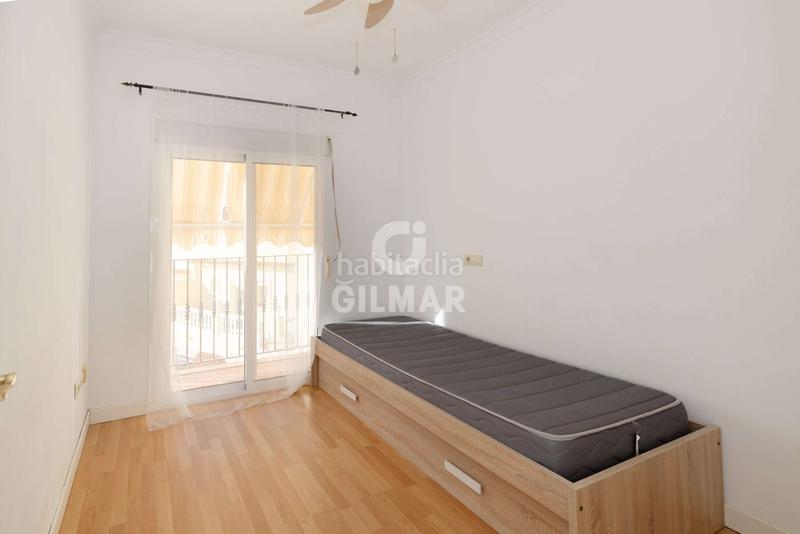 Foto 21b0c760-a928-48b9-a02d-7ca5ff61c656. Casa adossada amb aparcament piscina a puerto de Estepona Estepona