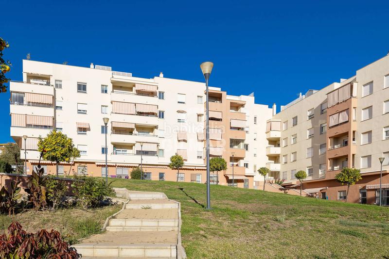 Foto 2c496c58-b8e5-4632-a4e7-b0e1a5e51a7a. Pis amb calefacció aparcament piscina a Huerta Nueva Estepona