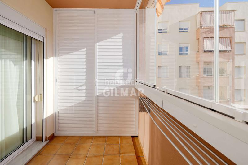 Foto be1b2cc5-4def-45fc-9ca8-79c5bf3ca876. Pis amb calefacció aparcament piscina a Huerta Nueva Estepona