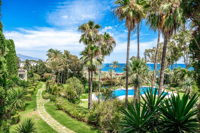 Foto a2825dcb-85eb-494c-82f6-f8fbf869b645. Casa adossada amb calefacció a El Velerín Estepona