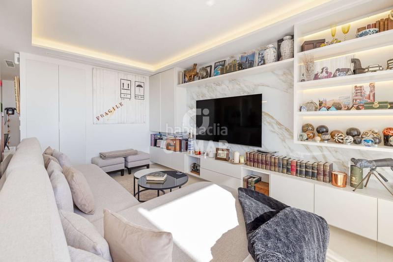 Foto 44ddd196-c546-4542-a3ac-779dc5506b7a. Tríplex amb calefacció aparcament piscina a La Concha - Resina Golf Estepona