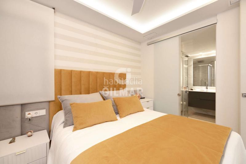 Foto 6006e82c-bd88-4d7b-8cfe-12a57c224949. Tríplex amb calefacció aparcament piscina a La Concha - Resina Golf Estepona