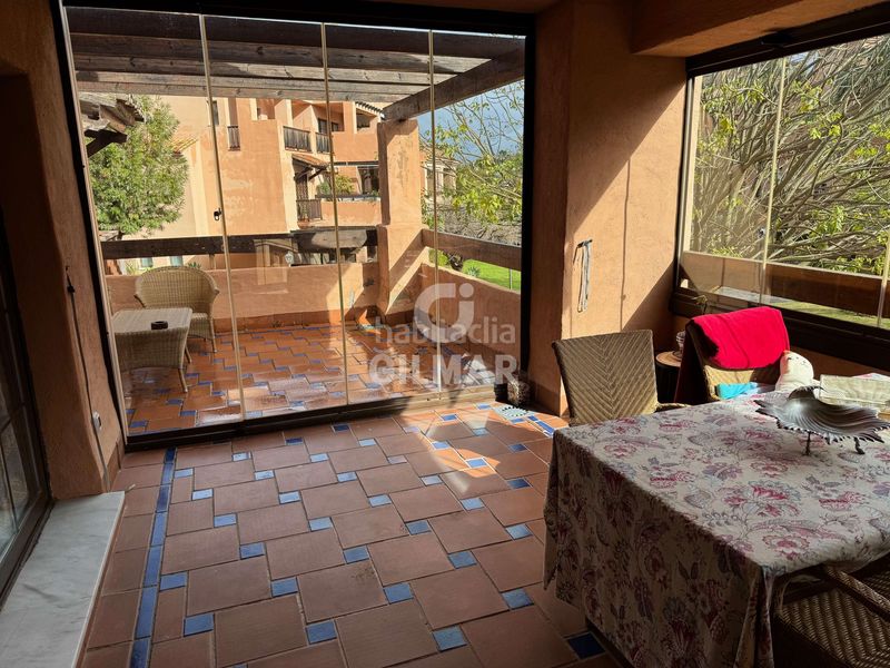 Foto 3619d053-5270-4ef0-885f-85122ec6ddd6. Apartament amb calefacció aparcament a Atalaya - Isdabe Estepona