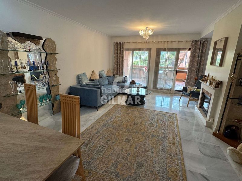 Foto 483b389f-d3c6-418a-80e1-0a7a3075b0c6. Apartament amb calefacció aparcament a Atalaya - Isdabe Estepona