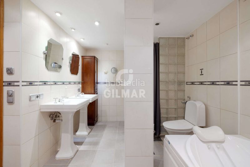 Foto 086787eb-95c8-45c6-b19a-b17ca02112ca. Apartament amb calefacció aparcament piscina a Nueva Atalaya Estepona