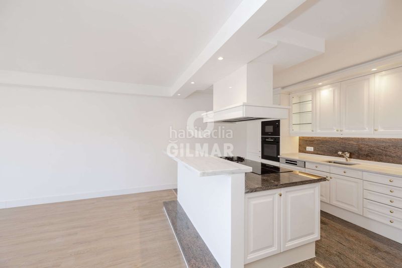 Foto 0be7523b-5974-46b7-b881-1782b98d4867. Apartament amb calefacció aparcament piscina a Nueva Atalaya Estepona