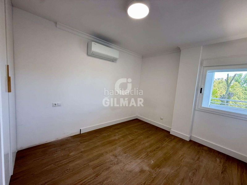 Foto 2cbf9f9f-5c7e-49e0-af7f-0c6aec32cee0. Apartament amb calefacció aparcament piscina a Nueva Atalaya Estepona