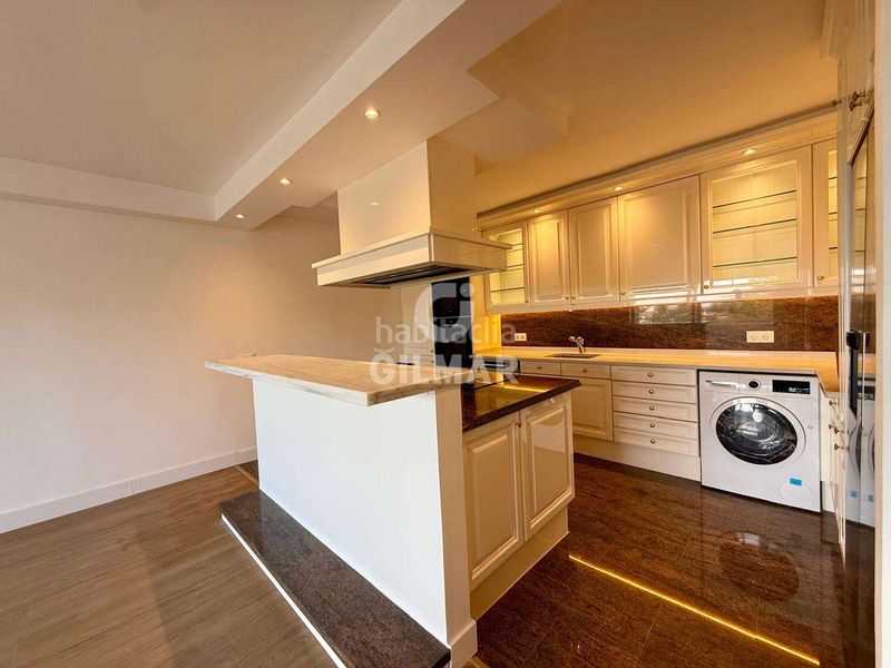 Foto 9f66c64b-c6ce-4144-be34-5cd5049620fd. Apartament amb calefacció aparcament piscina a Nueva Atalaya Estepona