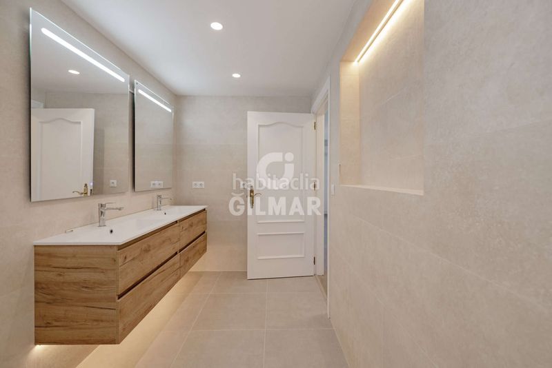 Foto c2176cb0-a7cd-49fb-bbd8-464b60e962a1. Apartament amb calefacció aparcament piscina a Nueva Atalaya Estepona