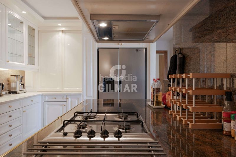 Foto e21aabba-60ac-49e7-b4ca-739d93f79db7. Apartament amb calefacció aparcament piscina a Nueva Atalaya Estepona