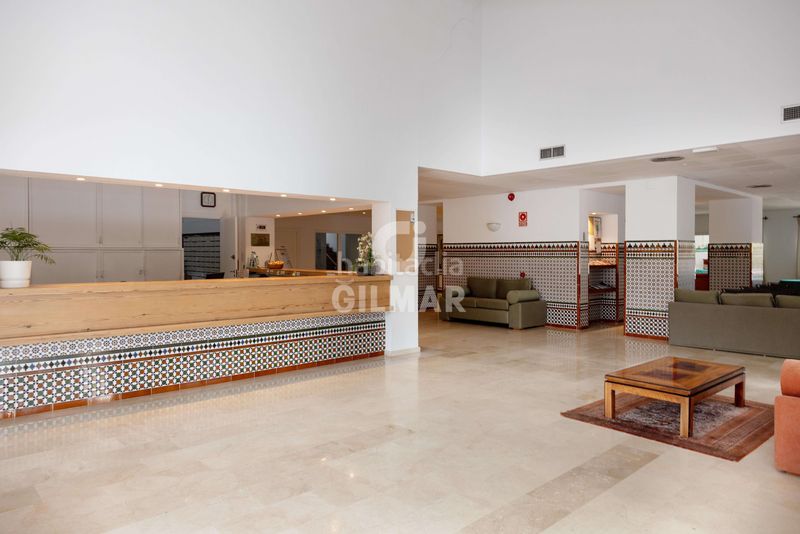 Foto 19977837-3beb-4f6c-b825-35280e8f65e7. Apartament amb calefacció aparcament piscina a Nueva Atalaya Estepona