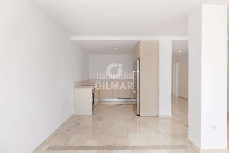 Foto 20267d9a-c205-4e7a-a397-677442a2bdee. Apartament amb calefacció aparcament piscina a Nueva Atalaya Estepona