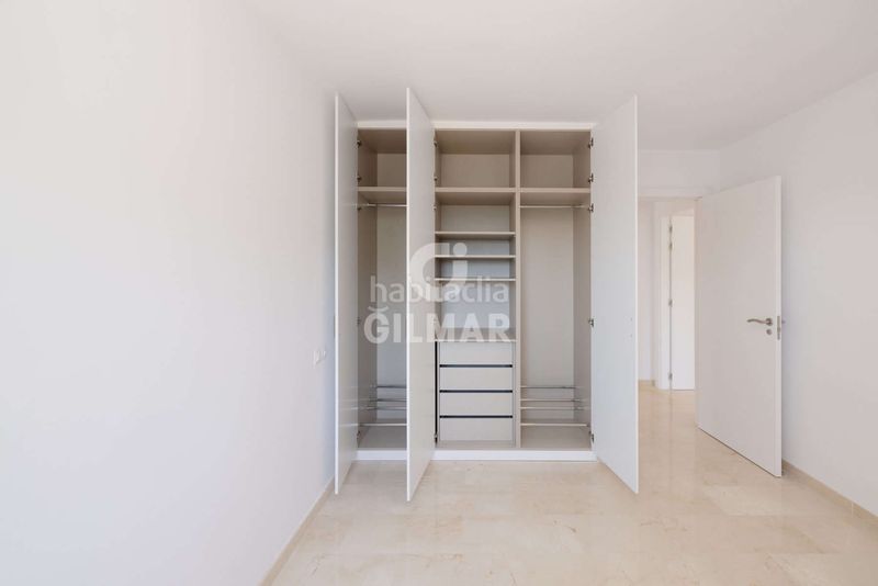Foto 29b0cf4e-0b7c-4070-8b0c-1cc7af42b436. Apartament amb calefacció aparcament piscina a Nueva Atalaya Estepona