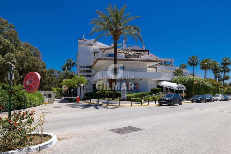 Foto 3eb28ca9-1ee4-4241-8c20-fb9ae2f27fca. Apartament amb calefacció aparcament piscina a Nueva Atalaya Estepona
