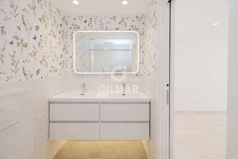 Foto 46f470ff-3305-414d-9f6d-2f70d39a7b36. Apartament amb calefacció aparcament piscina a Nueva Atalaya Estepona