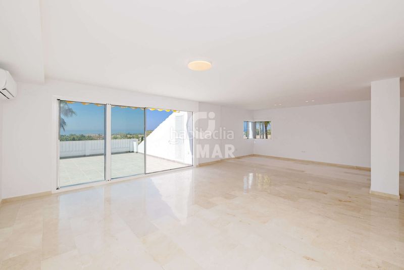 Foto 78526ad3-ddf6-4078-8e8d-501a95c8d69f. Apartament amb calefacció aparcament piscina a Nueva Atalaya Estepona