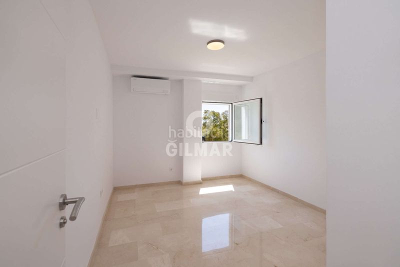 Foto 870aecb0-acb3-4ec0-970c-ad4539741a76. Apartament amb calefacció aparcament piscina a Nueva Atalaya Estepona