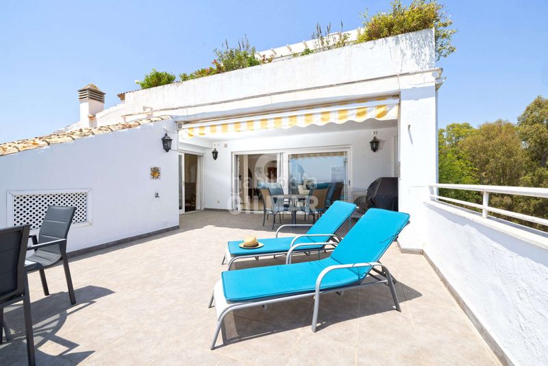 Foto 93574975-5c67-49e4-a130-9e24f35e5fa4. Apartament amb calefacció aparcament piscina a Nueva Atalaya Estepona