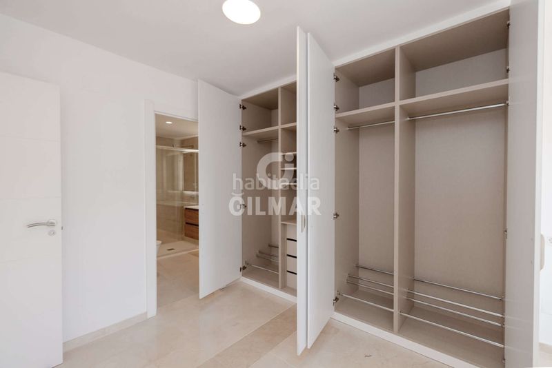 Foto aae3db8a-910f-4267-a1eb-53eacda1cd15. Apartament amb calefacció aparcament piscina a Nueva Atalaya Estepona