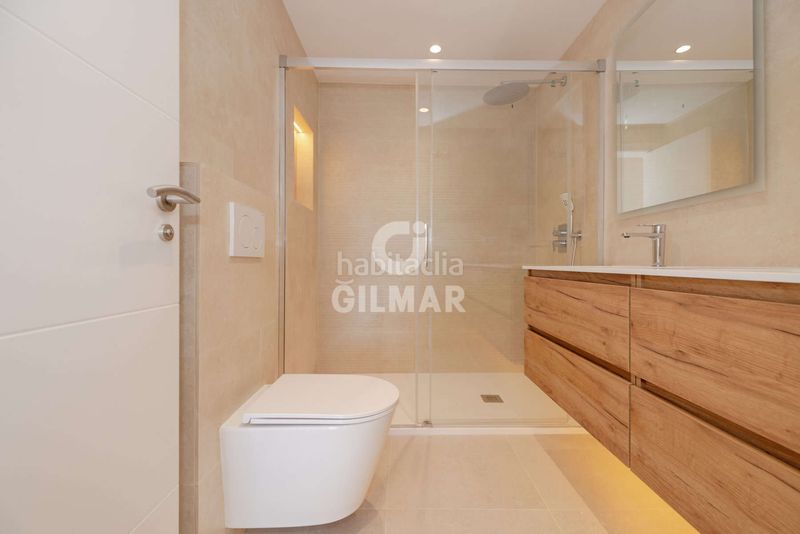Foto b7510600-a8ad-440d-9f5e-f984e2019f06. Apartament amb calefacció aparcament piscina a Nueva Atalaya Estepona