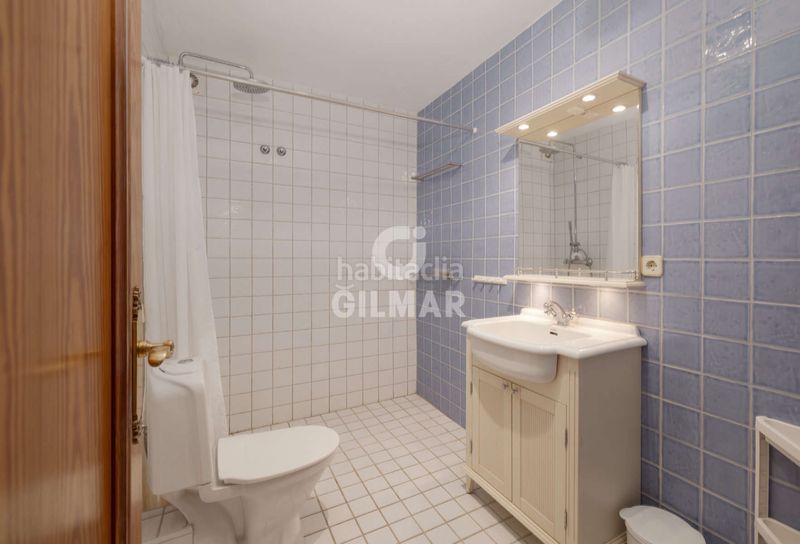 Foto b8167d1f-4c18-4346-b44b-f10222f31da0. Apartament amb calefacció aparcament piscina a Nueva Atalaya Estepona