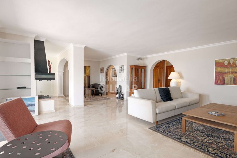 Foto df8c511d-88c1-40fd-bf55-79949288876a. Apartament amb calefacció aparcament piscina a Nueva Atalaya Estepona